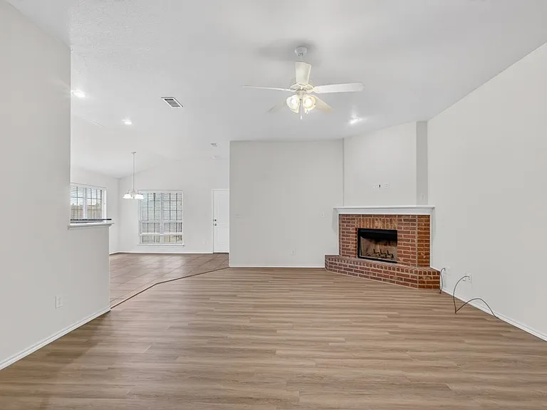509 Wagner Dr — Photo 4