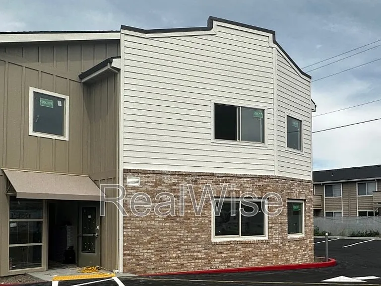 1935 Table Rock Rd #4 — Photo 4