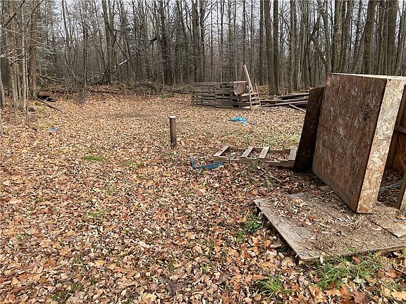 4th image of 81278 Basswood Lane
