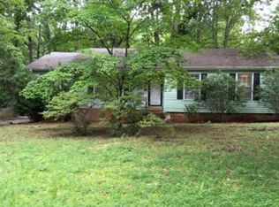 3908 Kalloramo Dr, Greensboro, NC 27407
