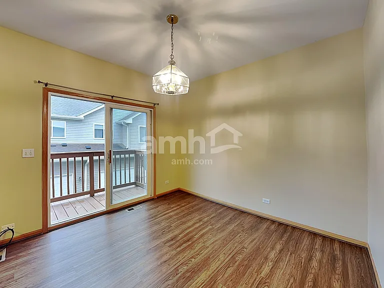 11S524 Rachael Ct — Photo 4
