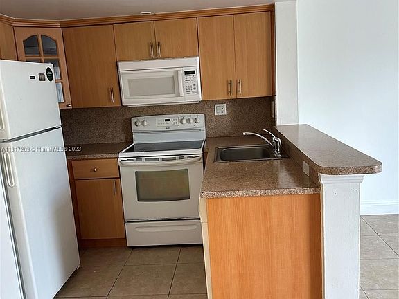 3rd image of 650 NW 86th Pl #3-206