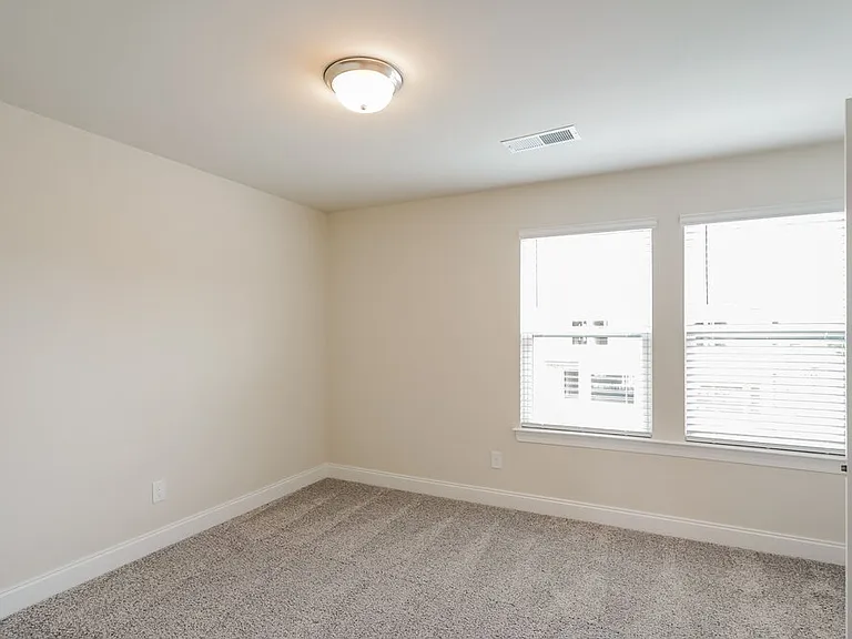 1701 Tahoma Dr — Photo 12