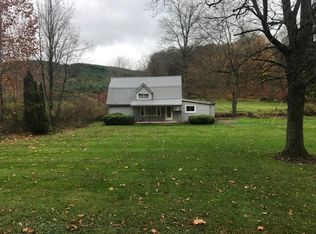 9700 Loches Rd, Saint Louisville, OH 43071
