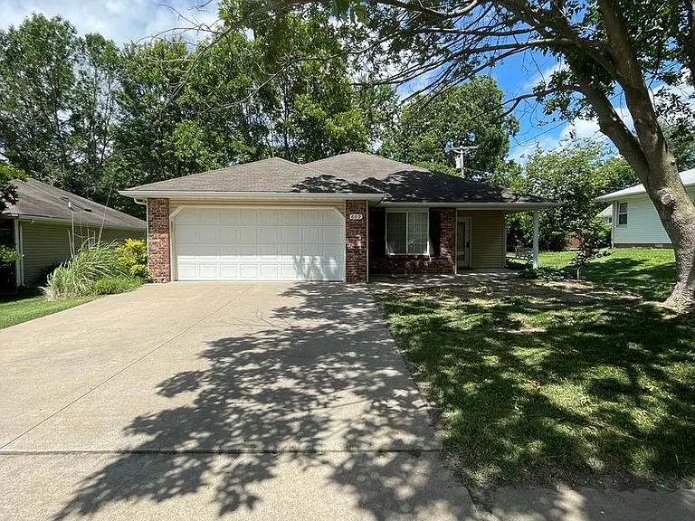 609 Heidman Rd — Photo 2