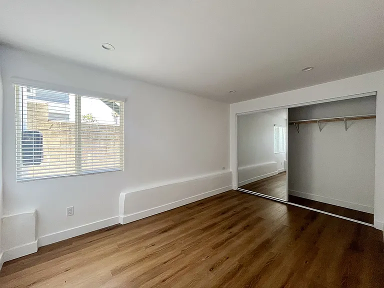 116 N Helberta Ave — Photo 3