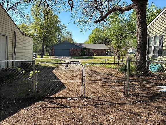 4th image of 6113 NW 48th St