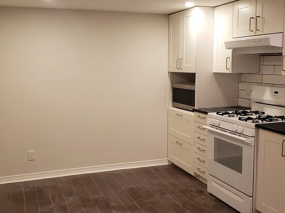Kitchen is a decent size with tons of storage. Gas fireplace is preferred by Master Chef's around the world.