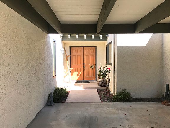 3rd image of 6250 Paseo De La Palma