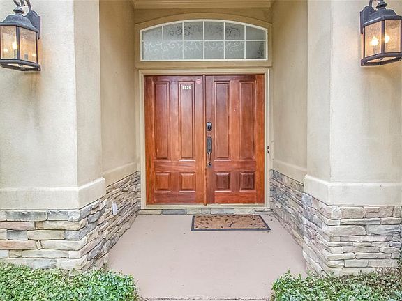 4th image of 8536 Carillion Pl