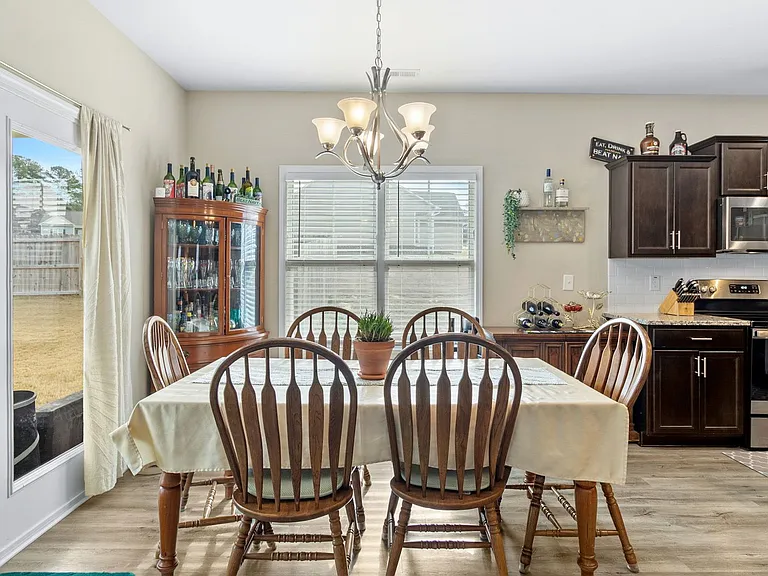 50 Basswood Ct — Photo 11