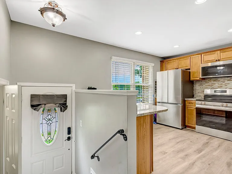 1848 Heather Glen Ct — Photo 11