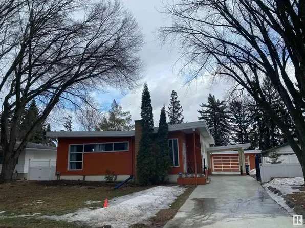 6503 123rd St NW #1A, Edmonton, AB T6H 3T3