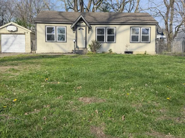 5508 Maple St, Mission, KS 66202