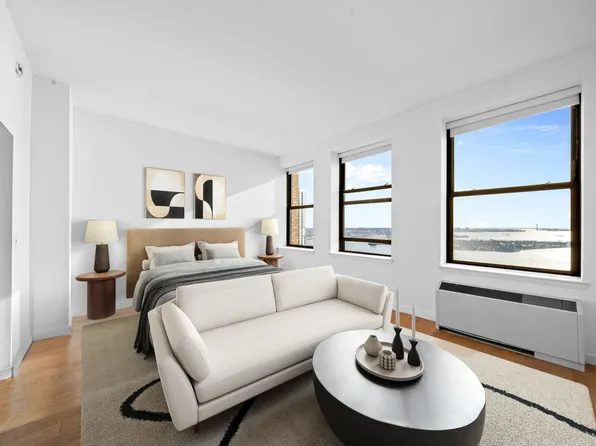 1 West Street image 1 of 13