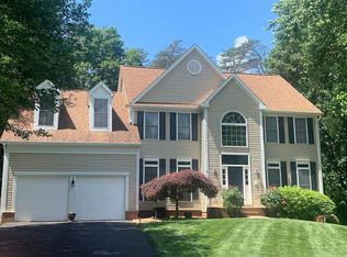 2 Colfax Ct, Stafford, VA 22554
