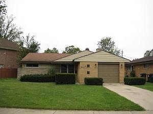 1st image of 9044 Oconto Ave