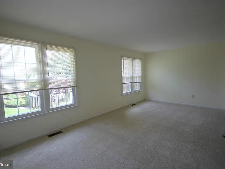 3920 Bradwater St — Photo 17