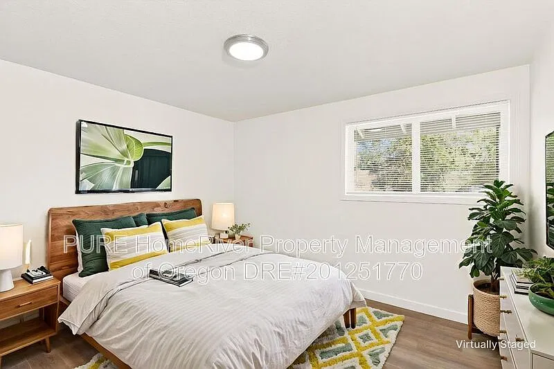 2 bed, 1.0 bath, 800 sqft, $1,195 — Photo 2