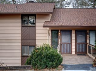 404 Highlands Mountain Clb #404, Highlands, NC 28741