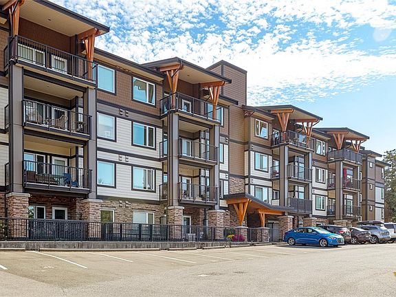 4th image of 290 Wilfert Rd #303