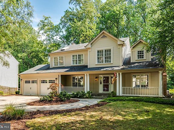 2nd image of 15505 Sweetbirch Ct