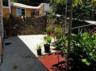 2142 Damon St, Honolulu, HI 96822