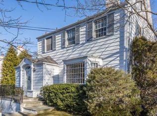 26 Summit Ave, Bronxville, NY 10708