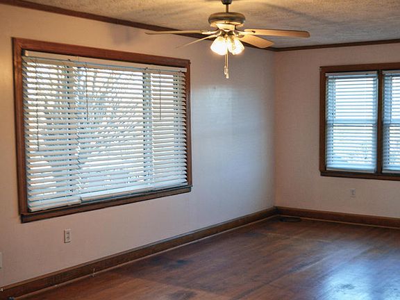 4th image of 1578 Gallimore St