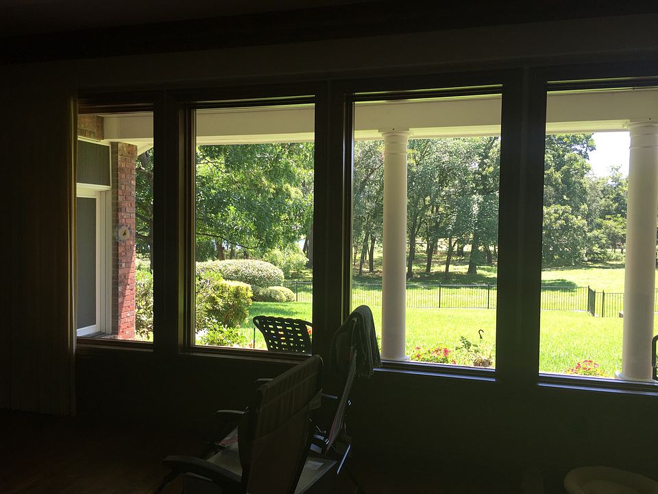 1st image of 605 Potomac Pl