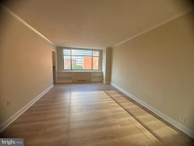 1111 Arlington Blvd #923 — Photo 2