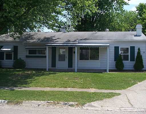 1st image of 914 Bellows Dr