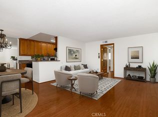 5403 Newcastle Ave APT 28, Encino, CA 91316