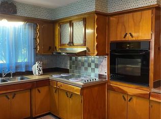 675 Buffalo St, Conneaut, OH 44030