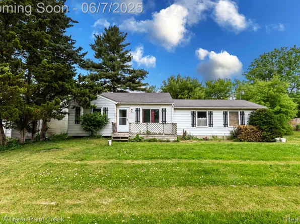3500 Hogarth Ave, Flint, MI 48532