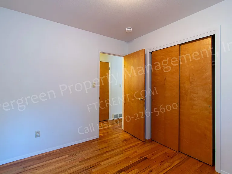 1117 Fairview Dr — Photo 17