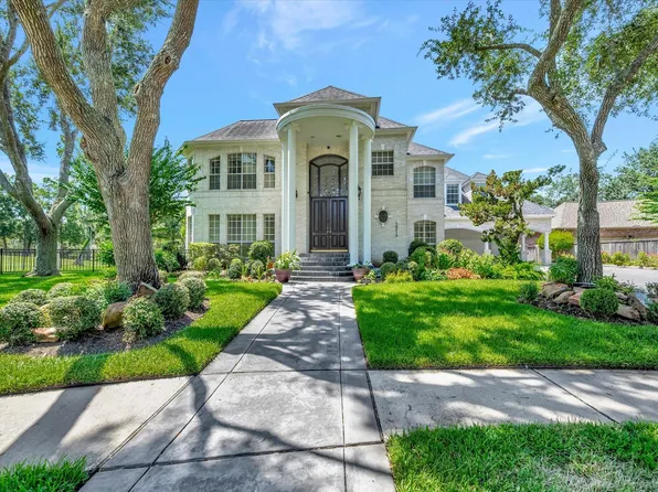 14318 Golf View Trl, Houston, TX 77059