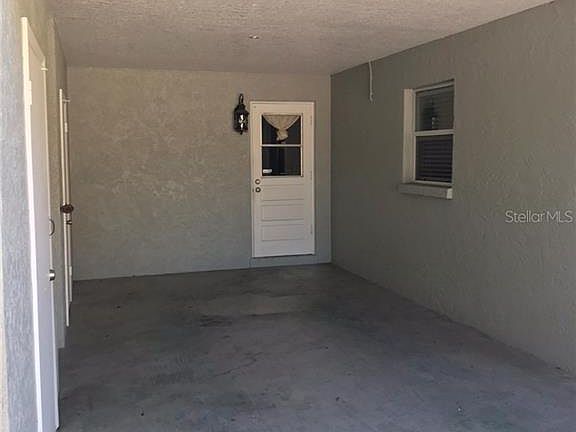 3rd image of 403 W Cherry St