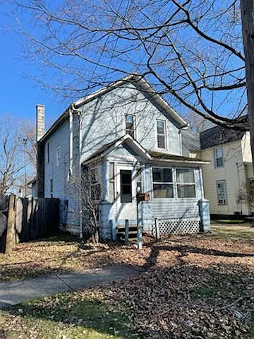 1125 March St photo 1