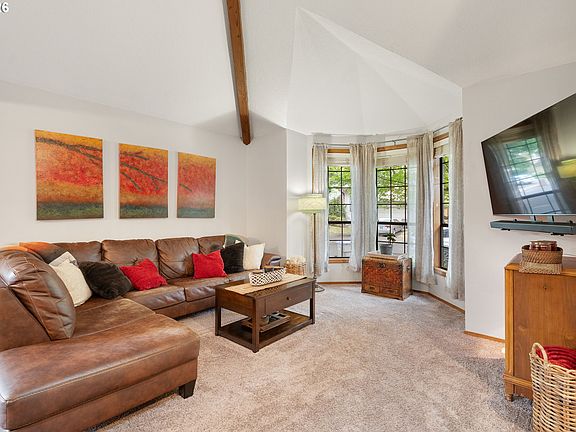 2nd image of 8005 SW Churchill Ct