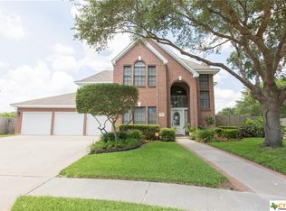 105 Bloomingdale Cir, Victoria, TX 77904