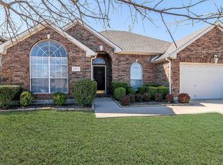 9411 Vista Cir, Irving, TX 75063