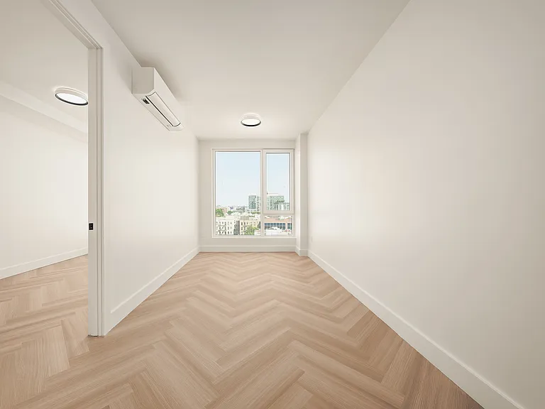34-16 38th St #2801 — Photo 4
