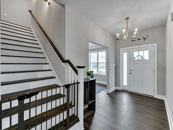 2nd image of 219 Dunway Ln