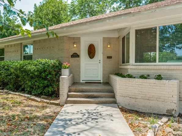 9525 Marimont Ln, Dallas, TX 75228