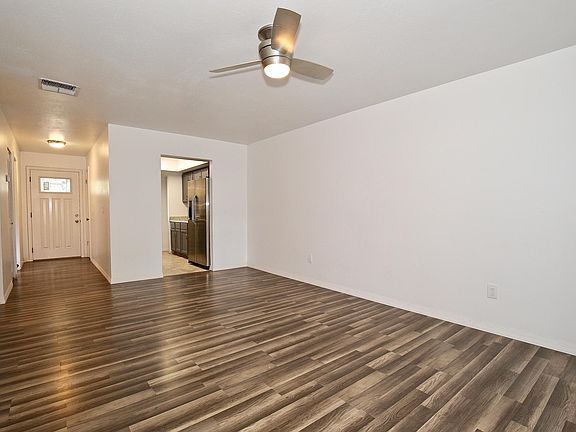 5th image of 2548 Clairmont Ave
