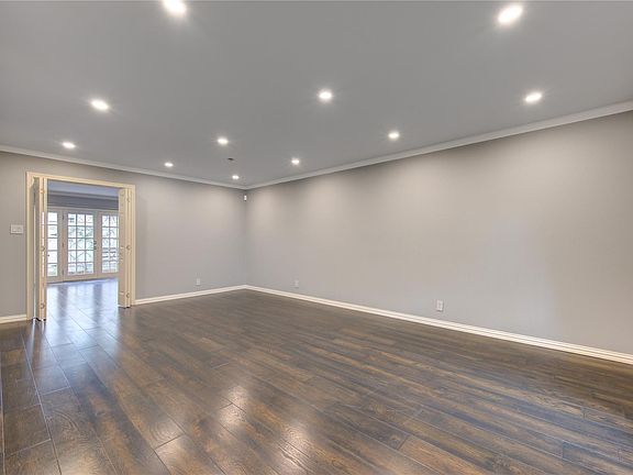 5th image of 6324 Briar Rose Dr #198