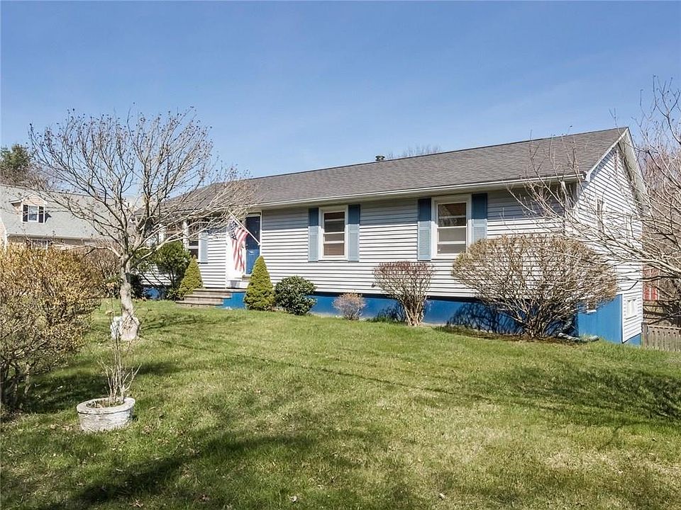 1st image of 20 Muratore Ln
