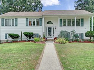 43 Buckingham Dr, Toms River, NJ 08753