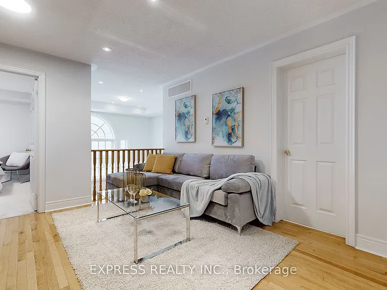 7 Mackenzies Stand Ave — Photo 23